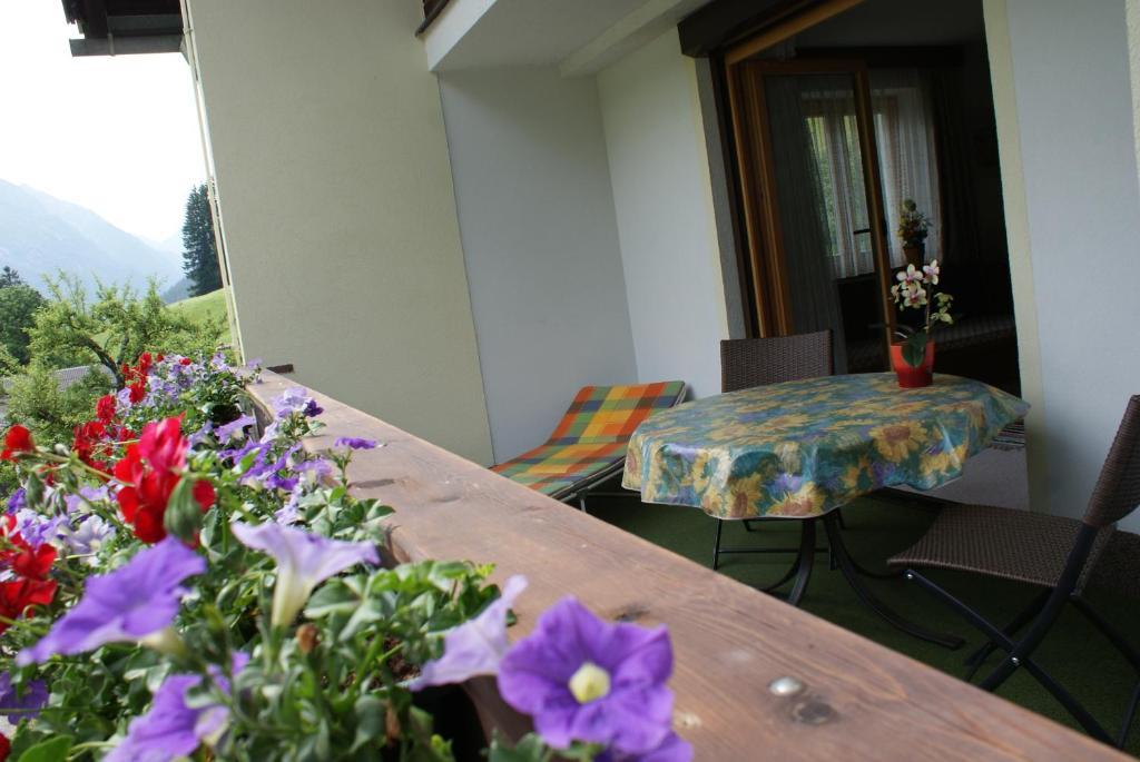 Haus Bergfrieden Hotel Бах Екстериор снимка